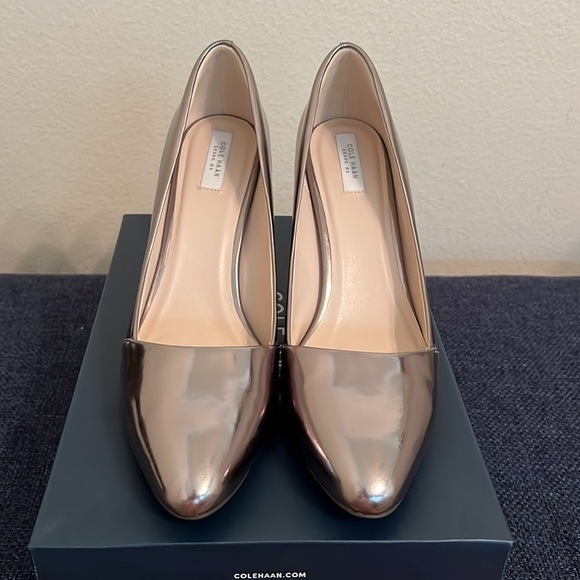 EUC Cole Haan Kinslee Pump 85mm - Pewter Metallic - Picture 4 of 10